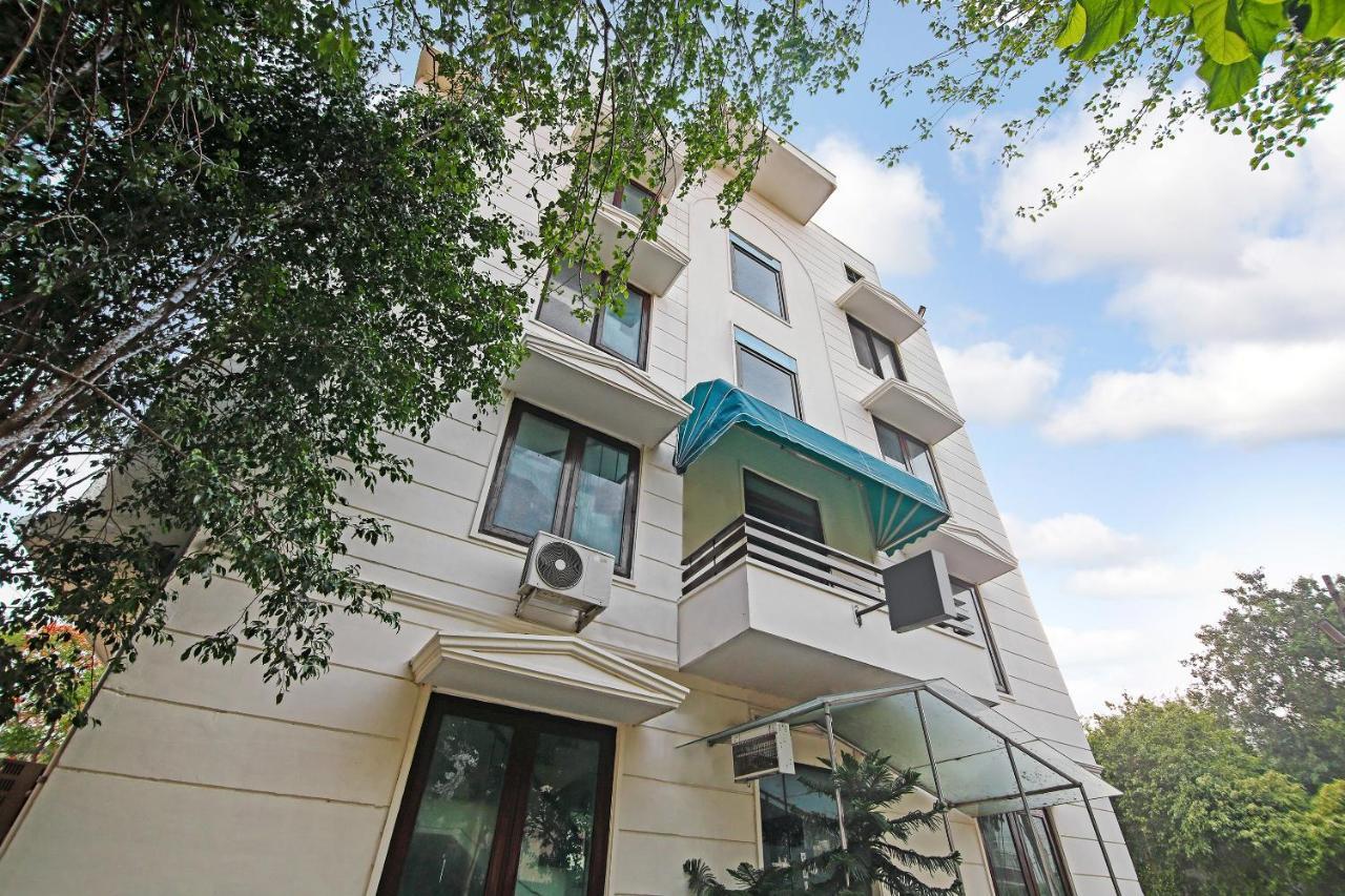 Capital O Tipsyy Near Aravali Biodiversity Park Gurgaon Exterior foto
